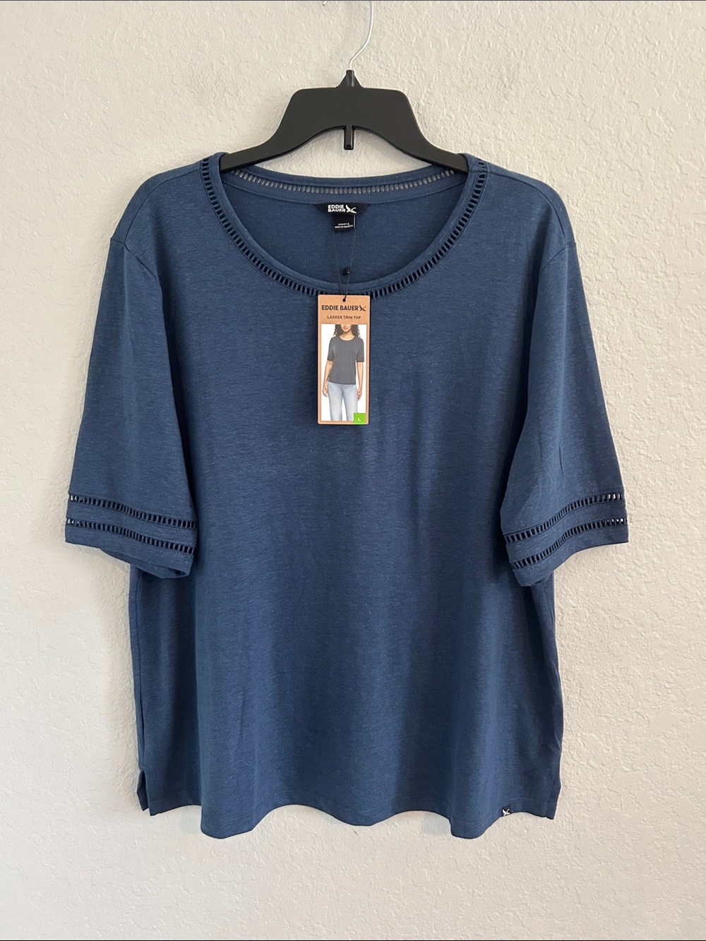 Eddie Bauer Navy Blue Short Sleeve Scoop Neck Top
